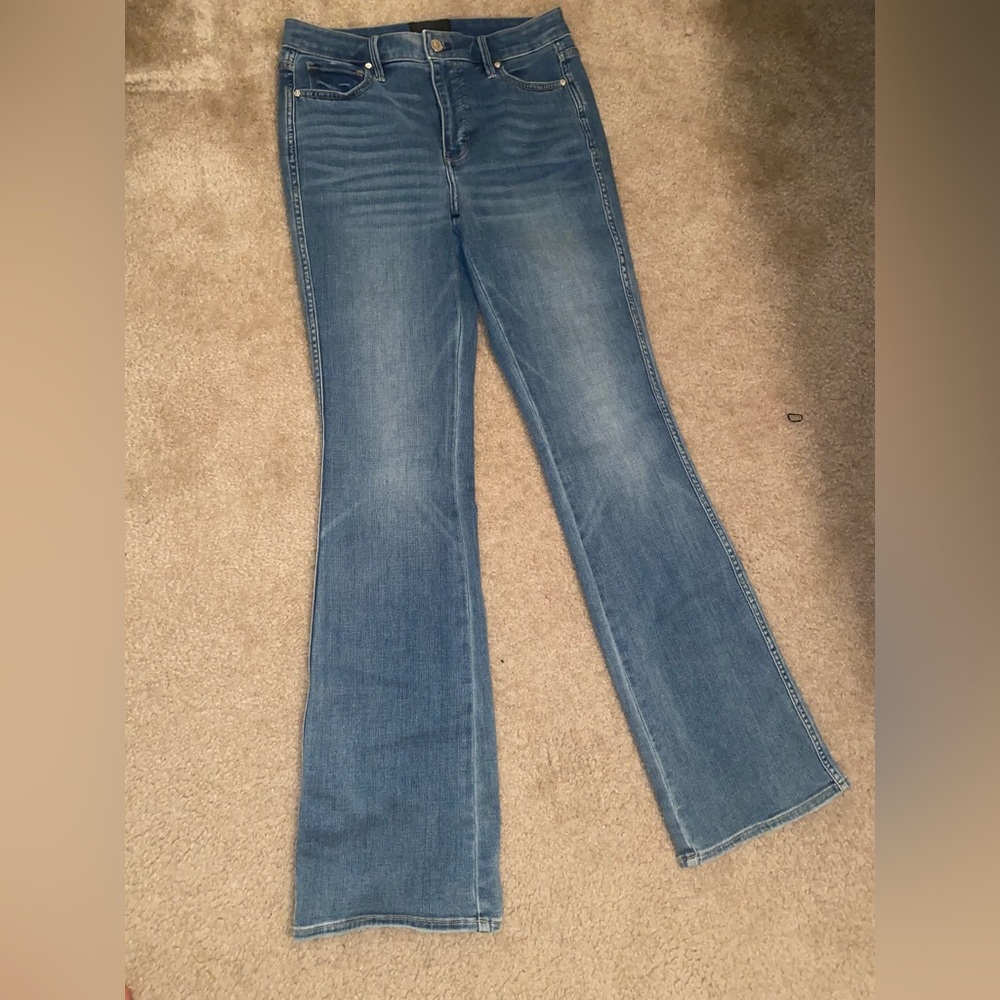 WhiteHouseBlackMarket High Rise Skinny Flare Jeans Size 4